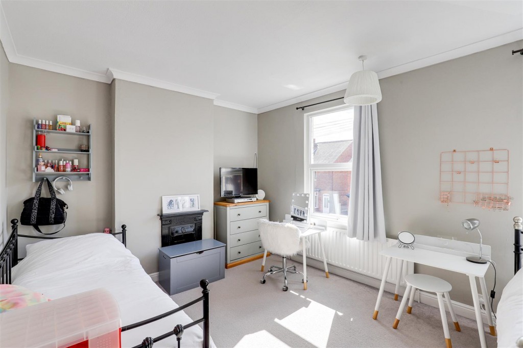 Portland Road, West Bridgford, Nottinghamshire, NG2 6DU