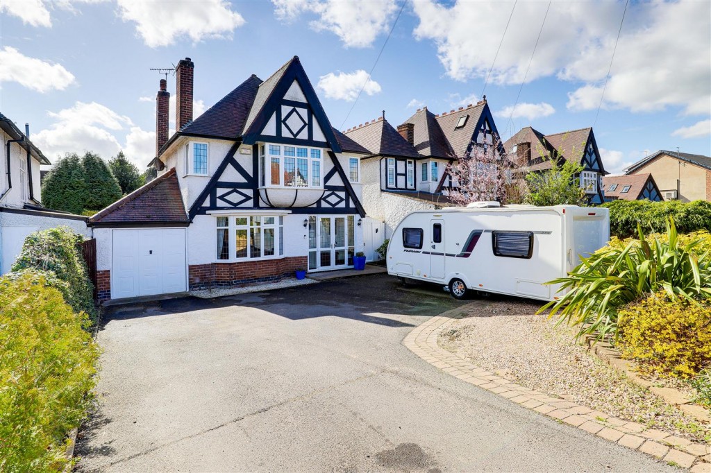Derby Road, Beeston, Nottinghamshire, NG9 3AZ