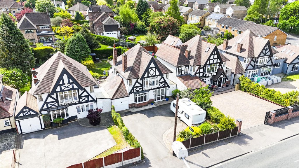 Derby Road, Beeston, Nottinghamshire, NG9 3AZ