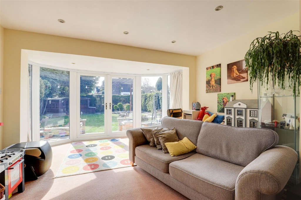 Derby Road, Beeston, Nottinghamshire, NG9 3AZ
