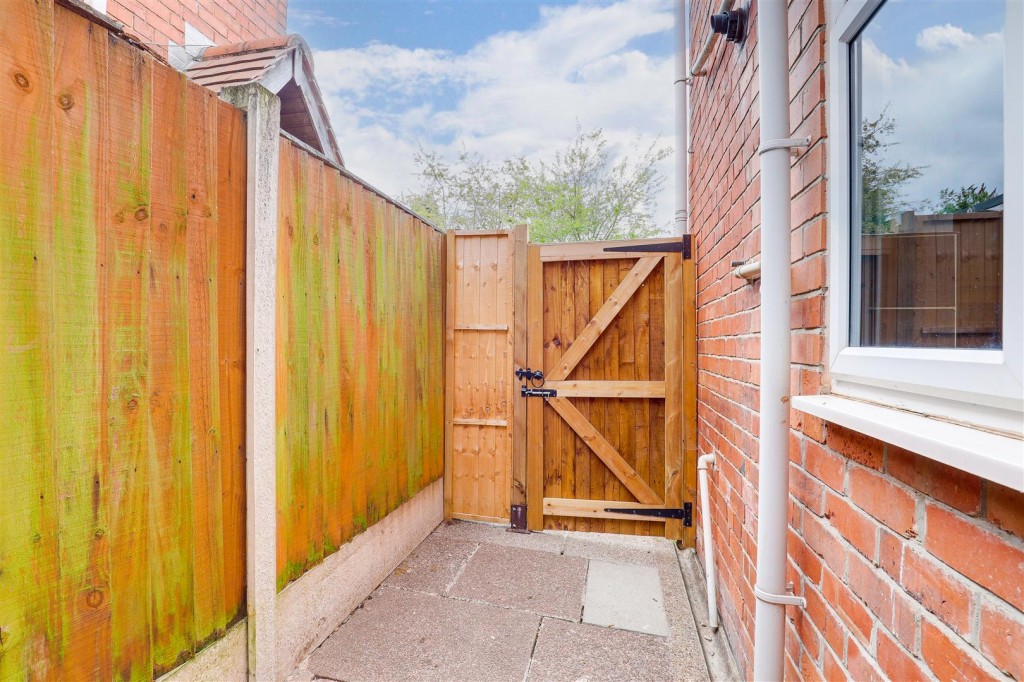 Church Drive, Hucknall, Nottinghamshire, NG15 7BX