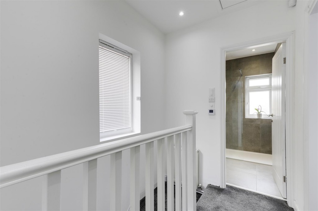 Ravenswood Road, Arnold, Nottinghamshire, NG5 7FR