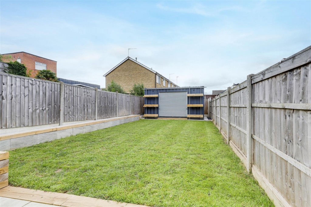 Ravenswood Road, Arnold, Nottinghamshire, NG5 7FR
