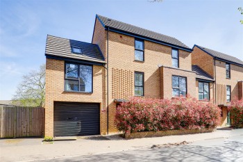 Arkwright Walk, The Meadows, Nottinghamshire, NG2 2JU