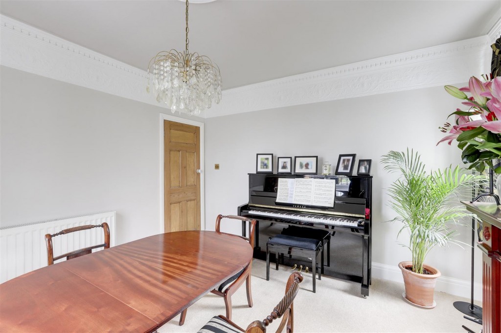 Whyburn Lane, Hucknall, Nottinghamshire, NG15 6QN