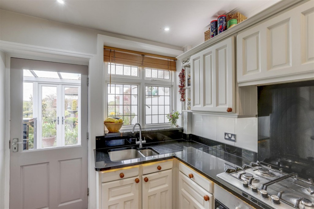Whyburn Lane, Hucknall, Nottinghamshire, NG15 6QN