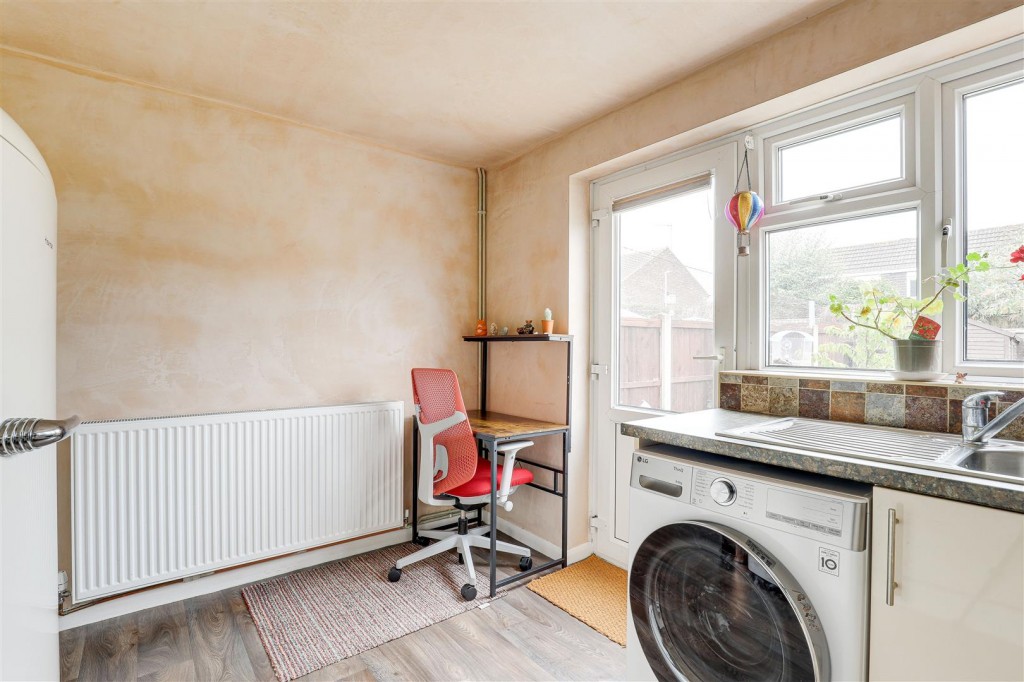 Calderdale Drive, Long Eaton, Derbyshire, NG10 3PP