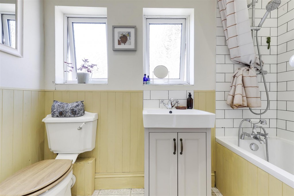 Rufford Road, Sherwood, Nottinghamshire, NG5 2NR