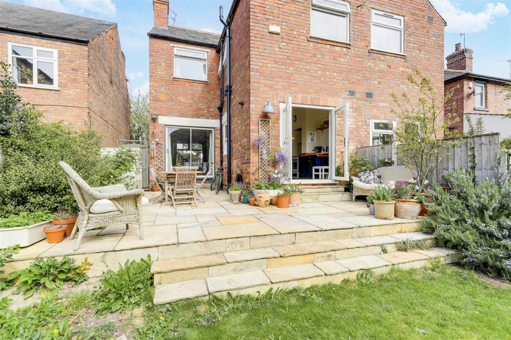 Rufford Road, Sherwood, Nottinghamshire, NG5 2NR