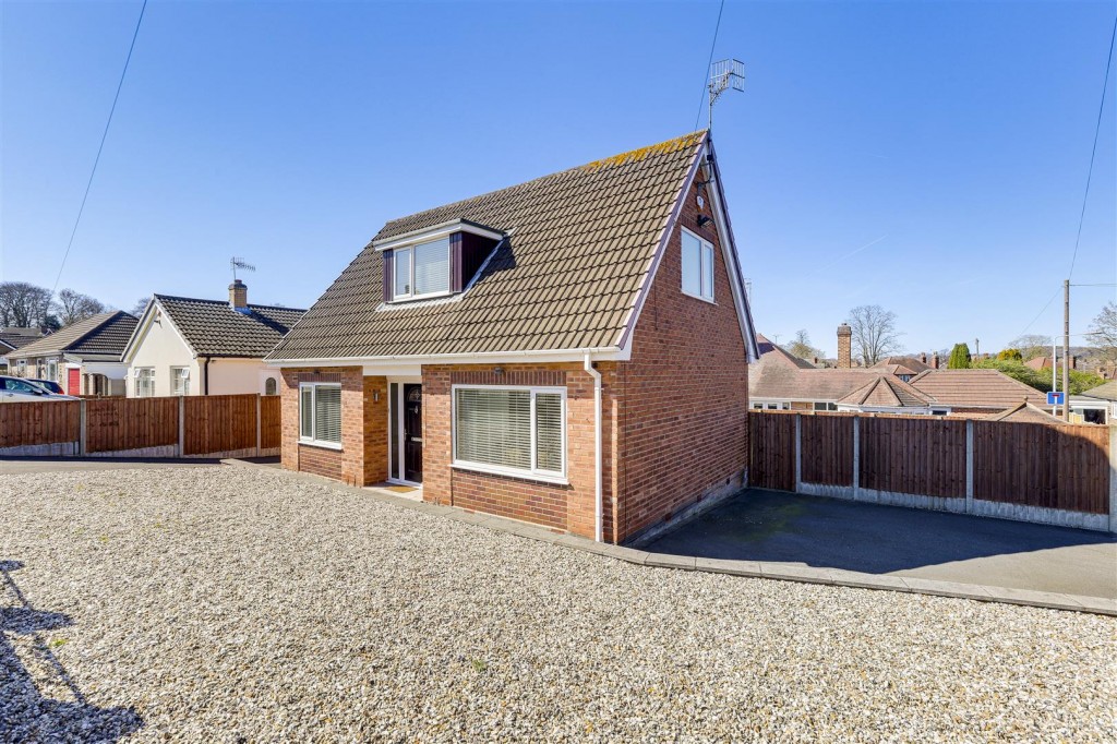 Conway Gardens, Arnold, Nottinghamshire, NG5 6LR