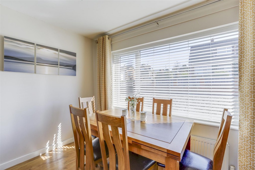 Conway Gardens, Arnold, Nottinghamshire, NG5 6LR