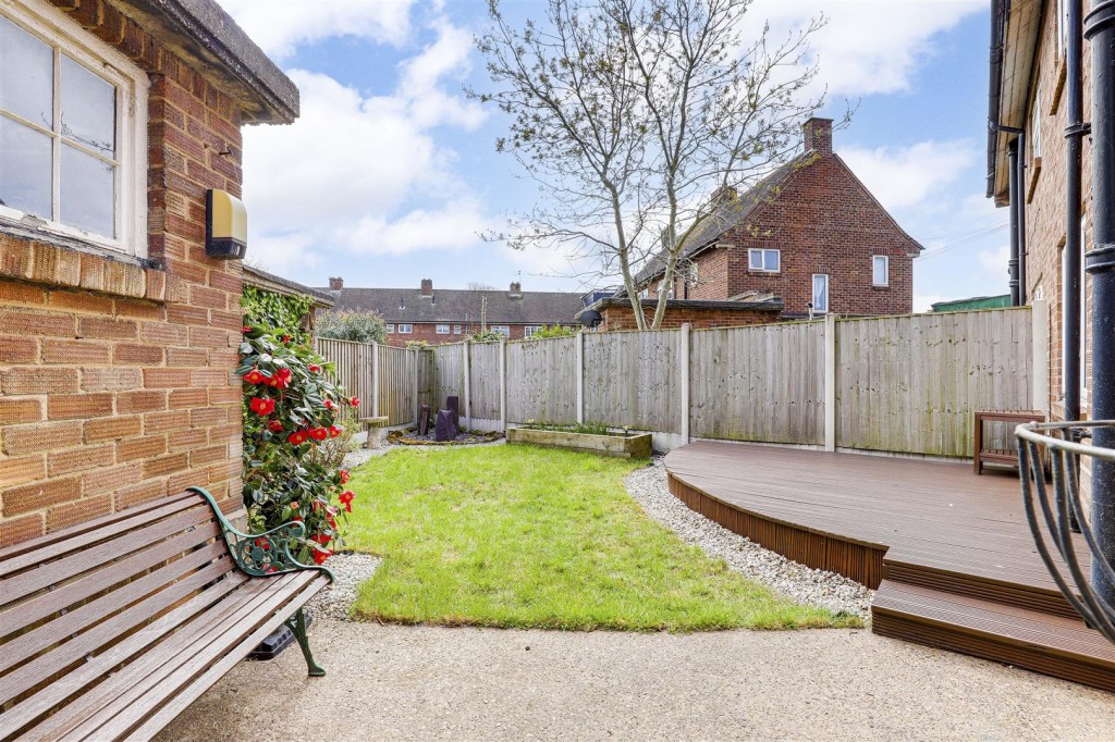 Valley Road, West Bridgford, Nottinghamshire, NG2 6HQ