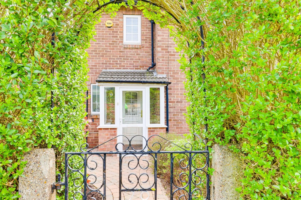 Valley Road, West Bridgford, Nottinghamshire, NG2 6HQ