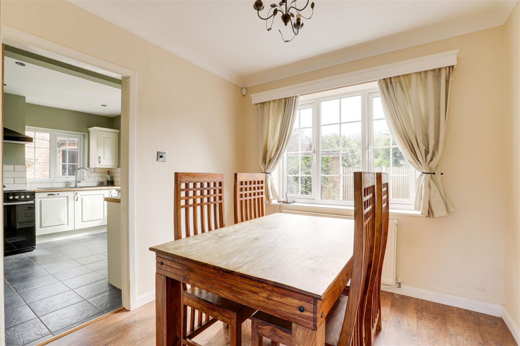 Valley Road, West Bridgford, Nottinghamshire, NG2 6HQ