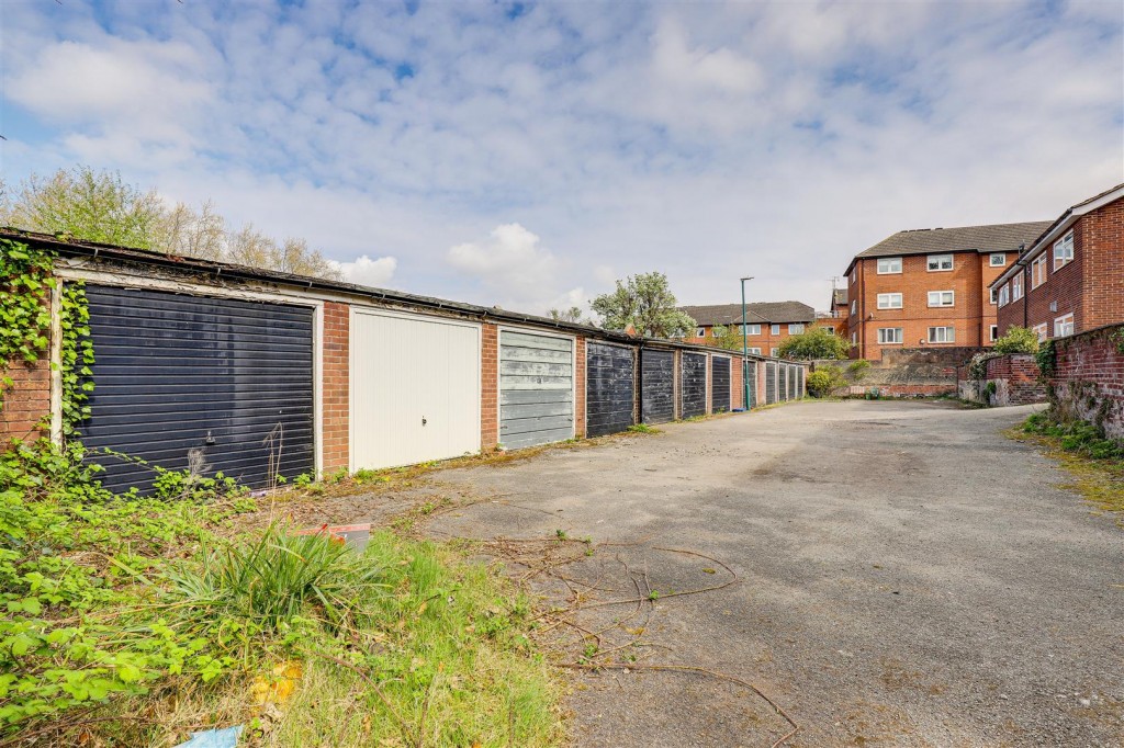 Mapperley Road, Mapperley Park, Nottingham, NG3 5BJ