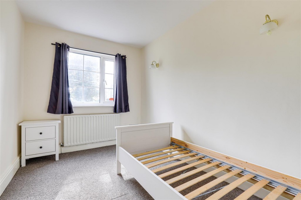 Mapperley Road, Mapperley Park, Nottingham, NG3 5BJ
