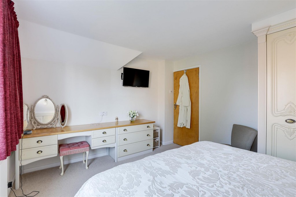 Cromwell Road, Beeston, Nottinghamshire, NG9 1DE