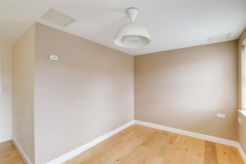 Seymour Road, West Bridgford, Nottinghamshire, NG2 5EG