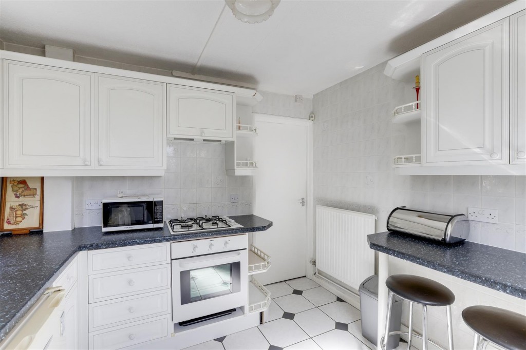 Kedleston Close, Long Eaton, Derbyshire, NG10 3DR