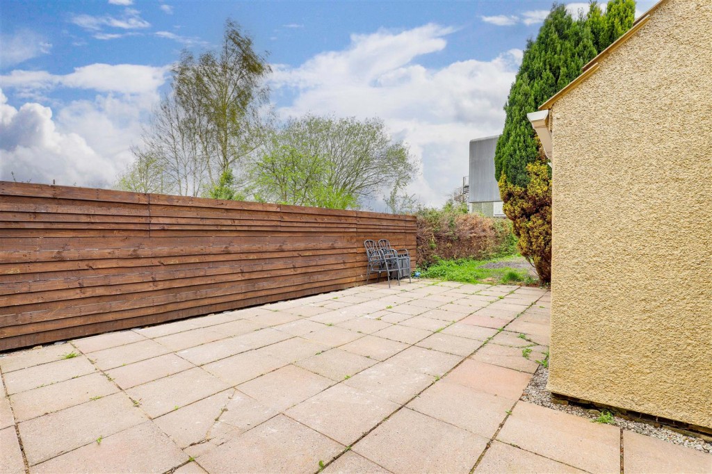 Diamond Avenue, Kirkby-In-Ashfield, Nottinghamshire, NG17 7GN