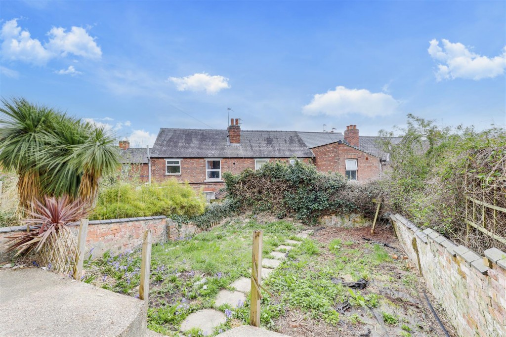 Hungerhill Road, St. Anns, Nottinghamshire, NG3 3LL