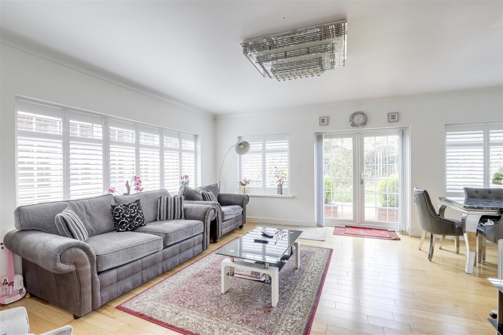 Roseleigh Avenue, Mapperley, Nottinghamshire, NG3 6FH