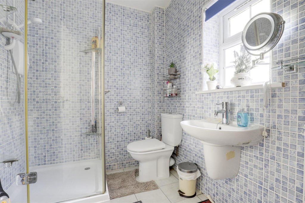 Roseleigh Avenue, Mapperley, Nottinghamshire, NG3 6FH