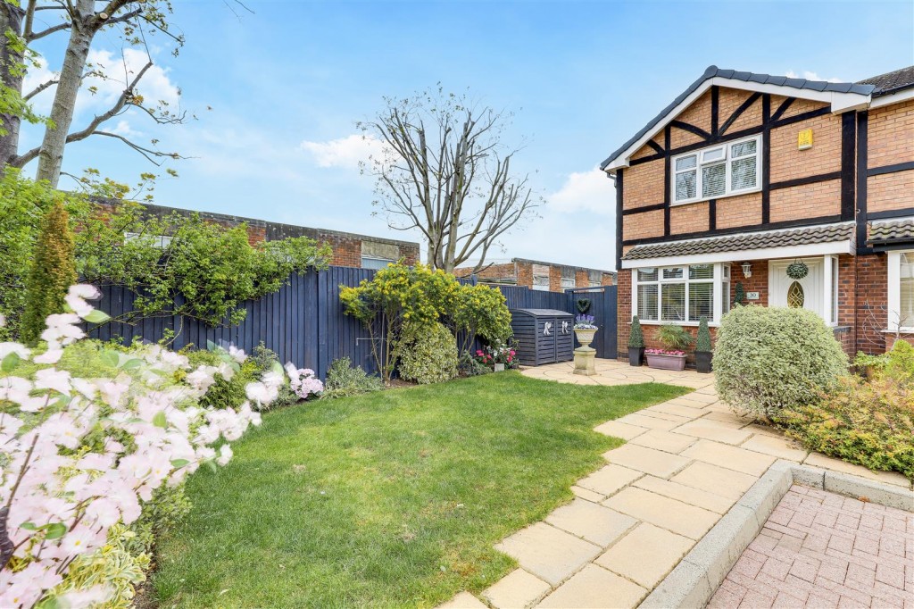 Stratford Close, Colwick, Nottinghamshire, NG4 2DL