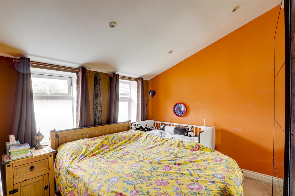 Titchfield Terrace, Hucknall, Nottinghamshire, NG15 7HL