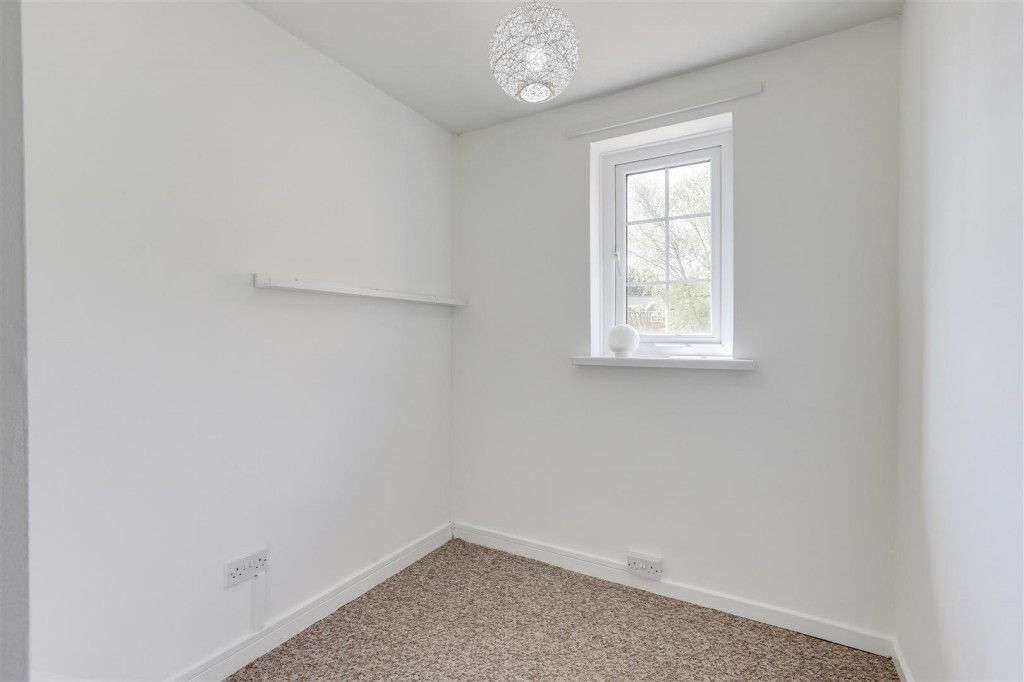 Dellwood Close, Carlton, Nottingham, NG4 3SL