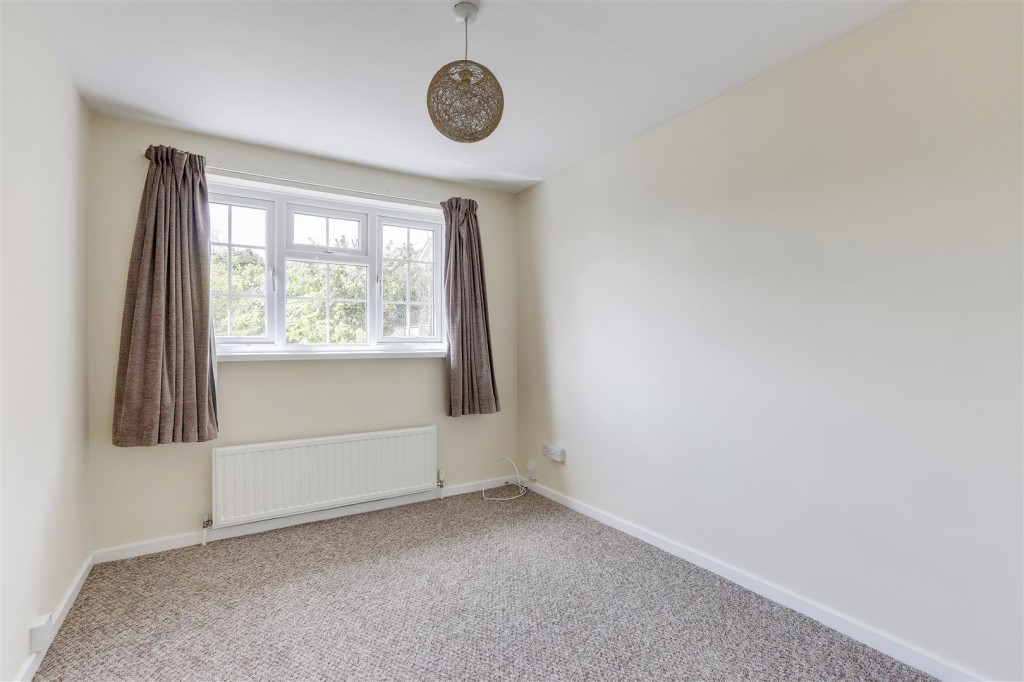 Dellwood Close, Carlton, Nottingham, NG4 3SL