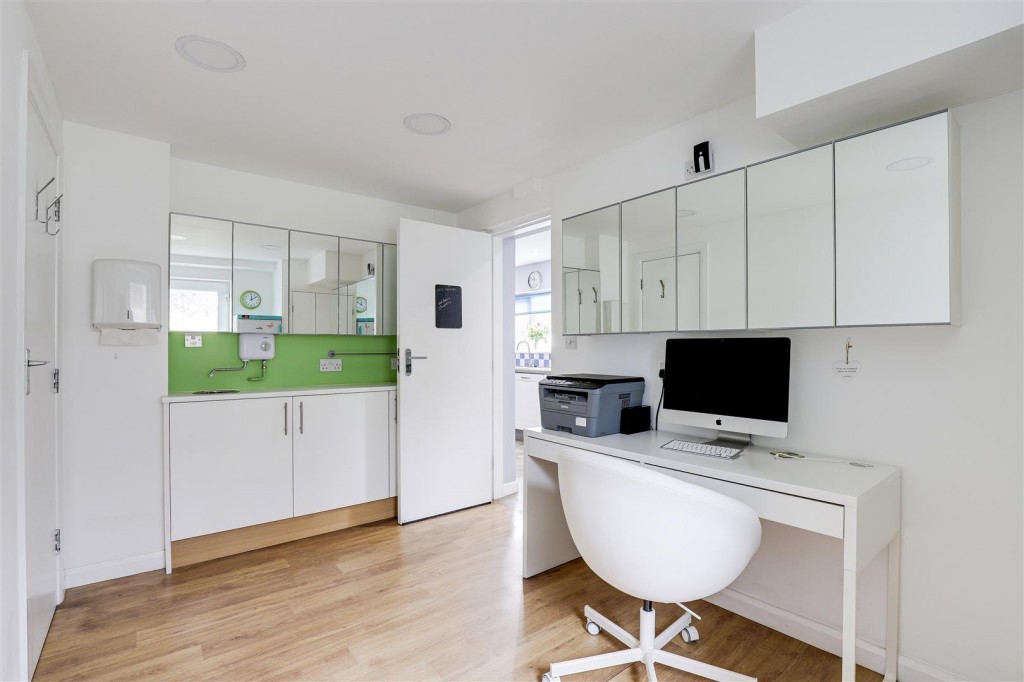 Marshall Road, Mapperley, Nottinghamshire, NG3 6HS