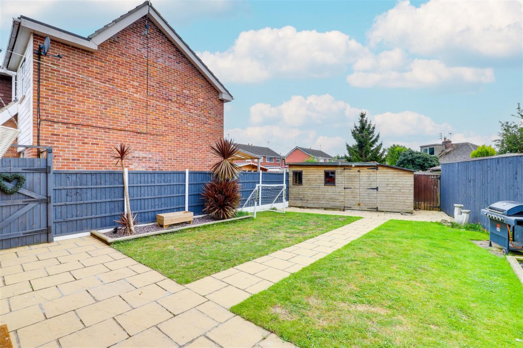 Lynden Avenue, Long Eaton, Derbyshire, NG10 1AB