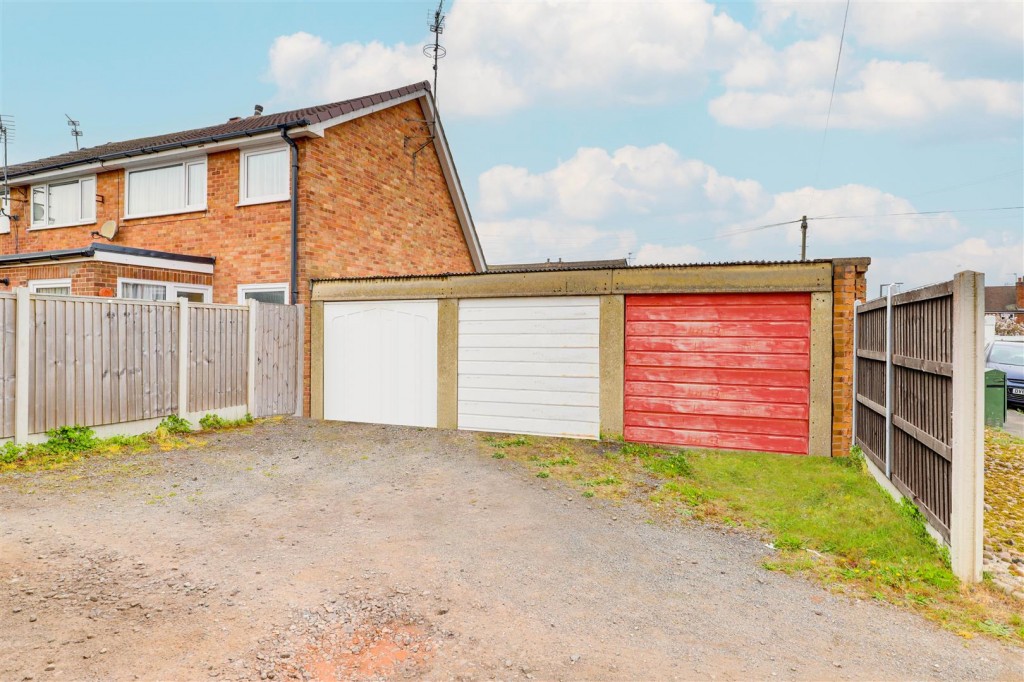 Lynden Avenue, Long Eaton, Derbyshire, NG10 1AB