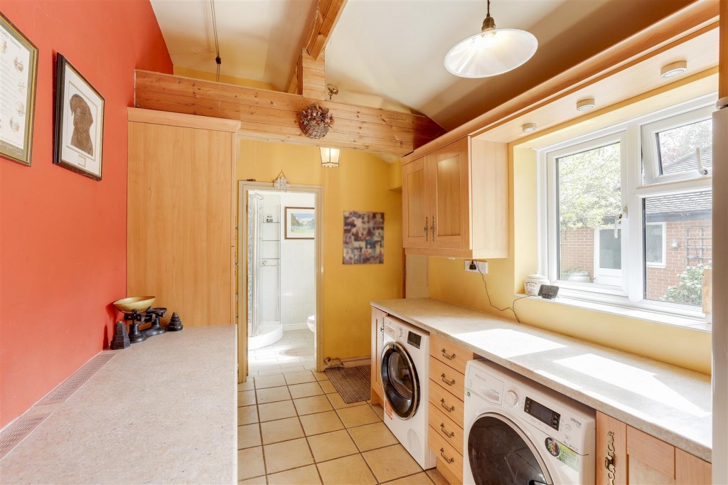 Trowell Grove, Long Eaton, Derbyshire, NG10 4AZ