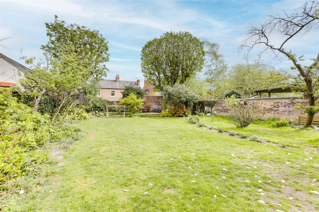 Trowell Grove, Long Eaton, Derbyshire, NG10 4AZ
