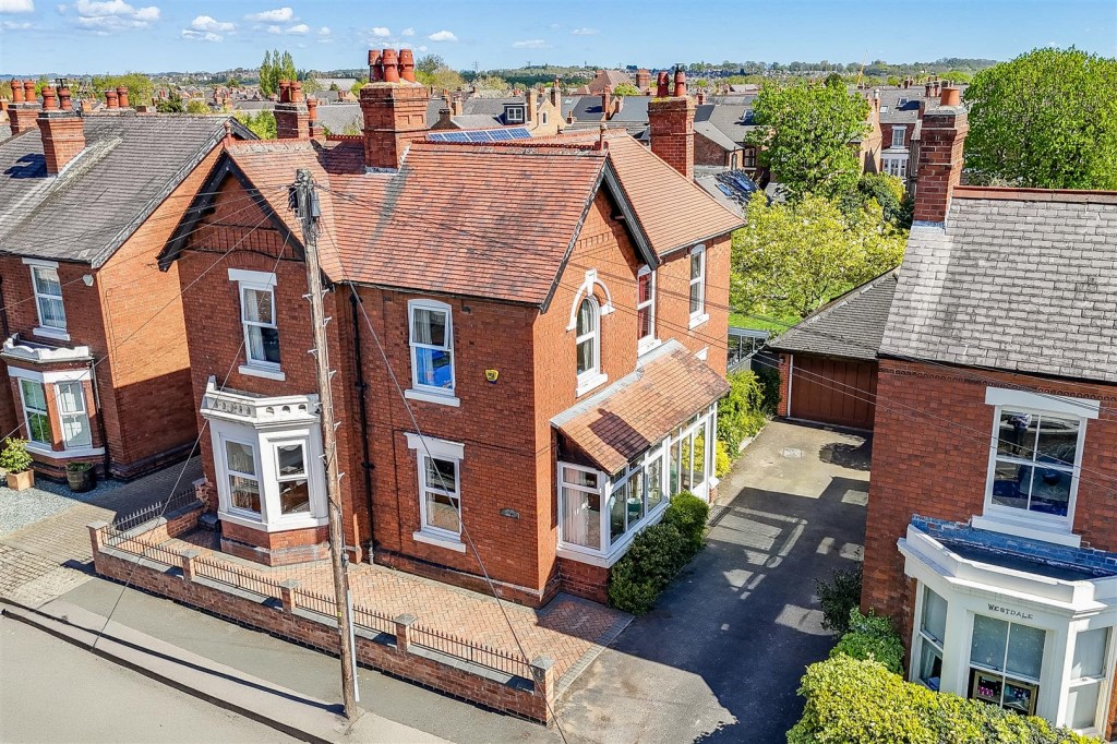 Trowell Grove, Long Eaton, Derbyshire, NG10 4AZ