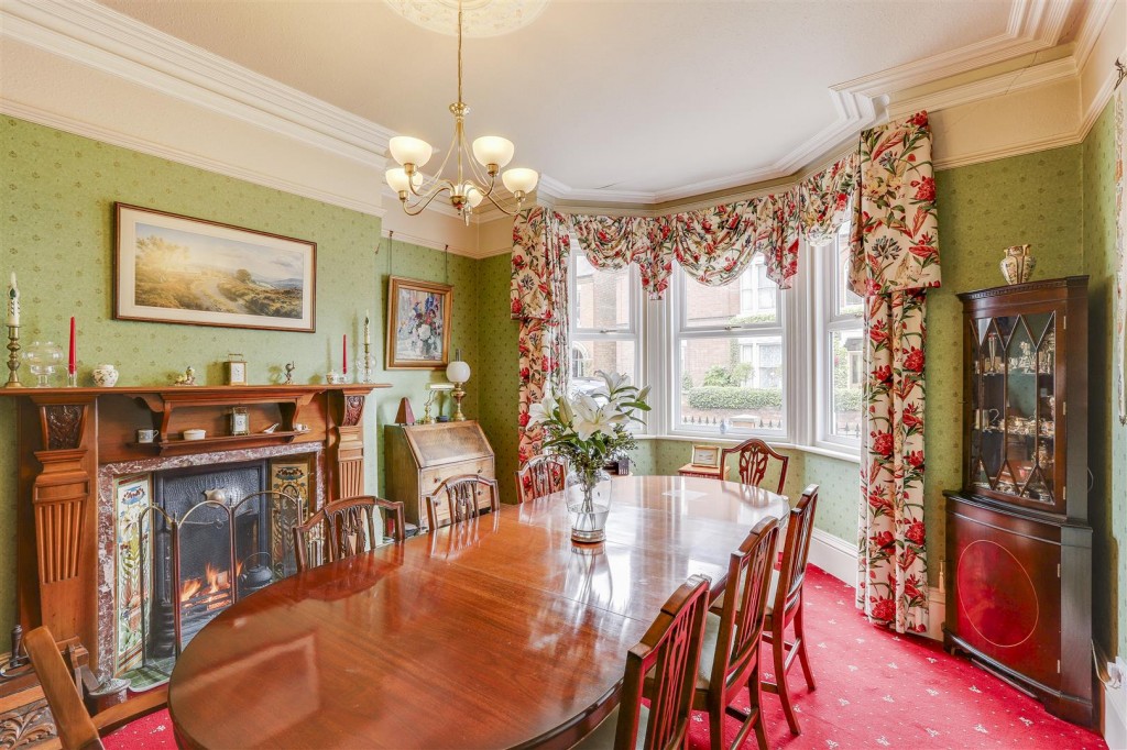 Trowell Grove, Long Eaton, Derbyshire, NG10 4AZ