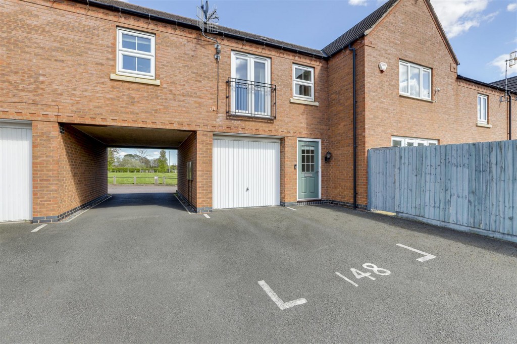Red Kite Close, Hucknall, Nottinghamshire, NG15 8HE