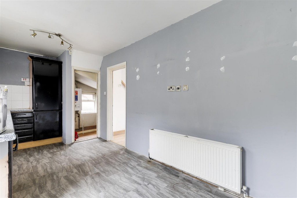 Carnwood Road, Bestwood, Nottinghamshire, NG5 5HW