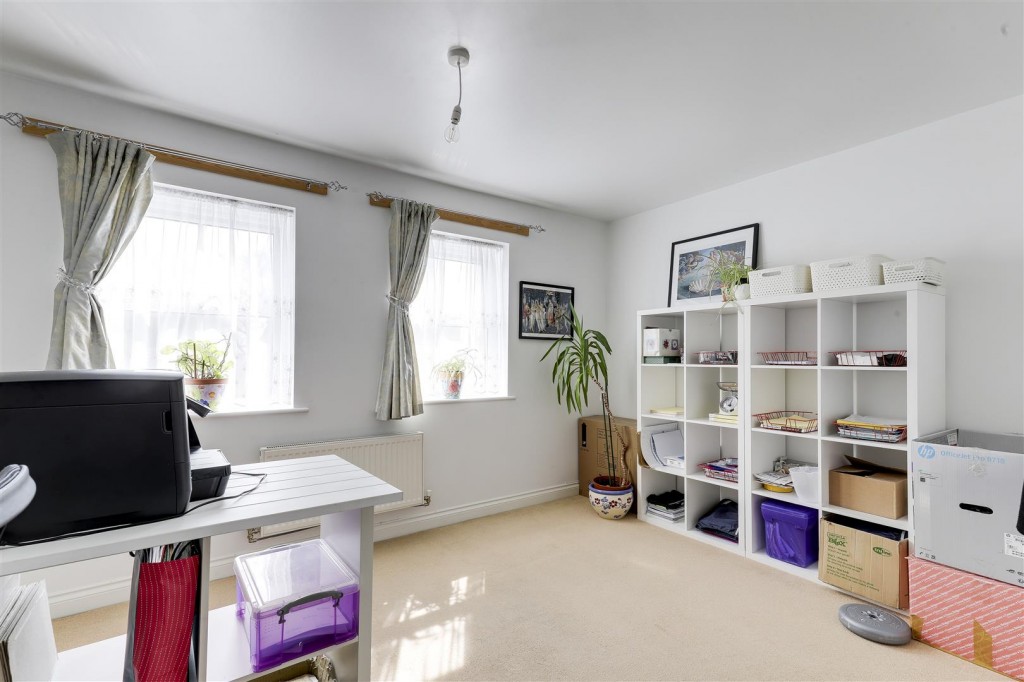 Worthy Row, Bestwoood, Nottinghamshire, NG5 5XD