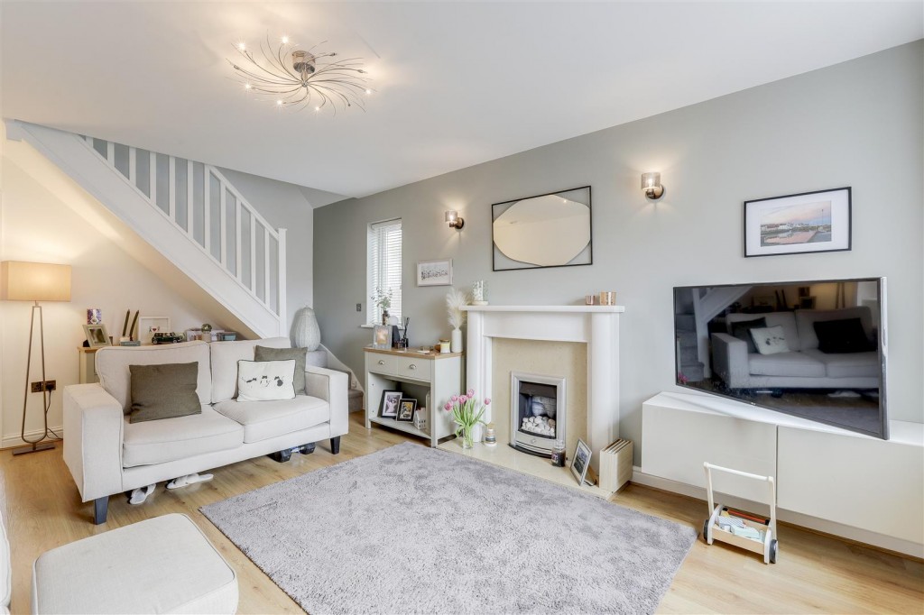 Hoselett Field Road, Long Eaton, Derbyshire, NG10 1PU