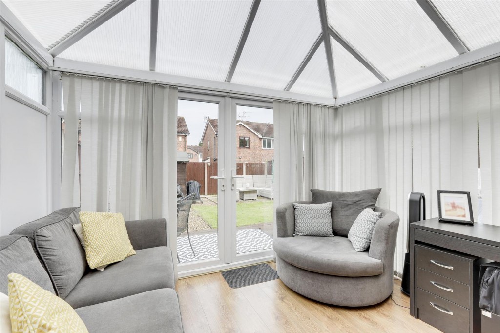 Hoselett Field Road, Long Eaton, Derbyshire, NG10 1PU
