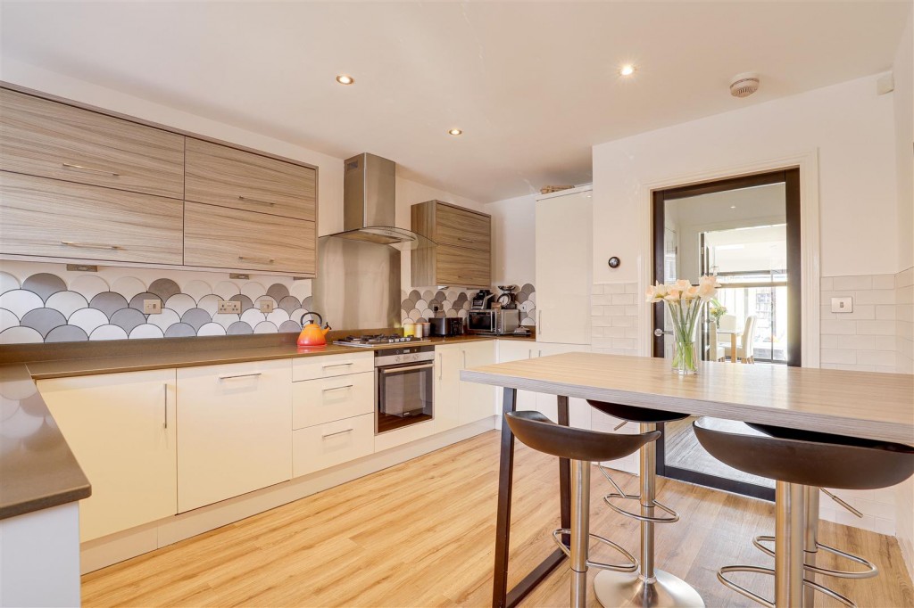 Clovelly Drive, Mapperley, Nottinghamshire, NG3 5NJ