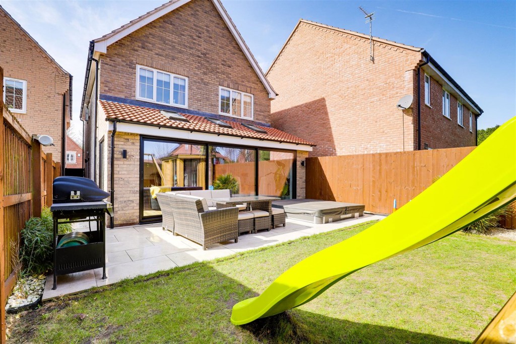Clovelly Drive, Mapperley, Nottinghamshire, NG3 5NJ