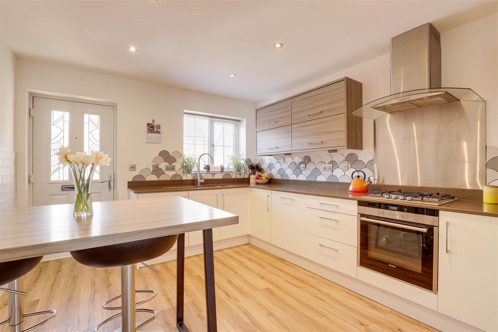 Clovelly Drive, Mapperley, Nottinghamshire, NG3 5NJ