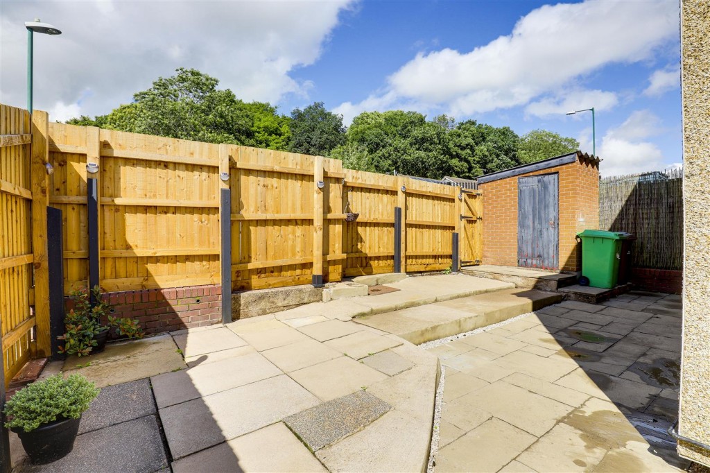 Thompson Gardens, Top Valley, Nottinghamshire, NG5 9JH