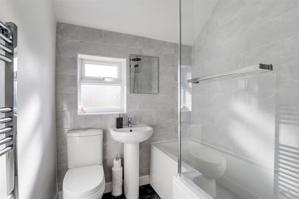 Victor Crescent, Sandiacre, Nottinghamshire, NG10 5JS