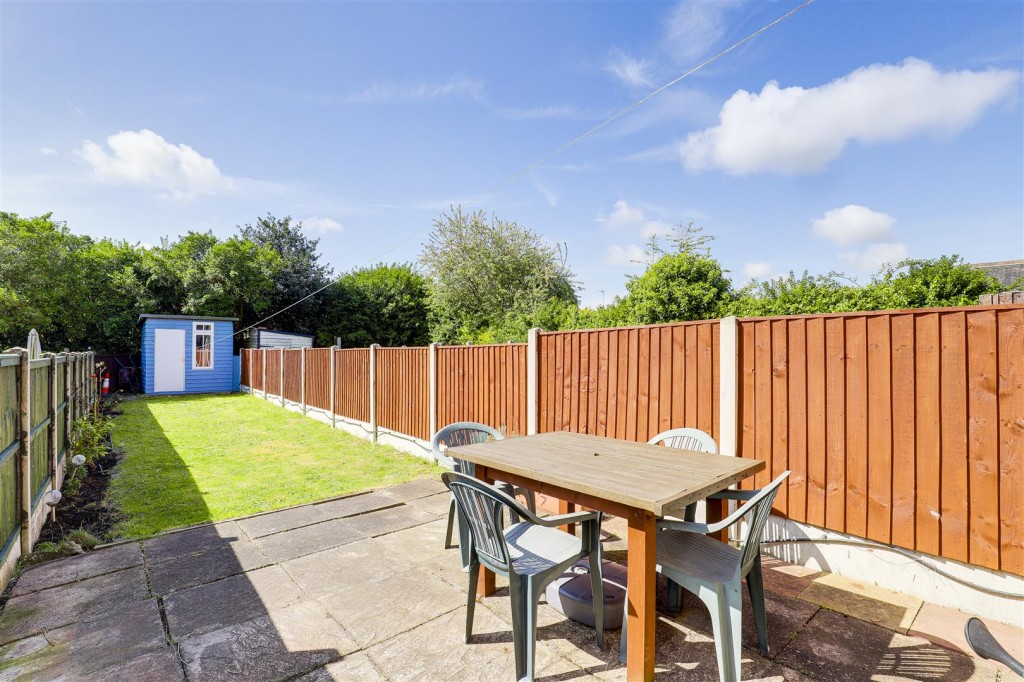 Furlong Avenue, Arnold, Nottingham, NG5 7AR