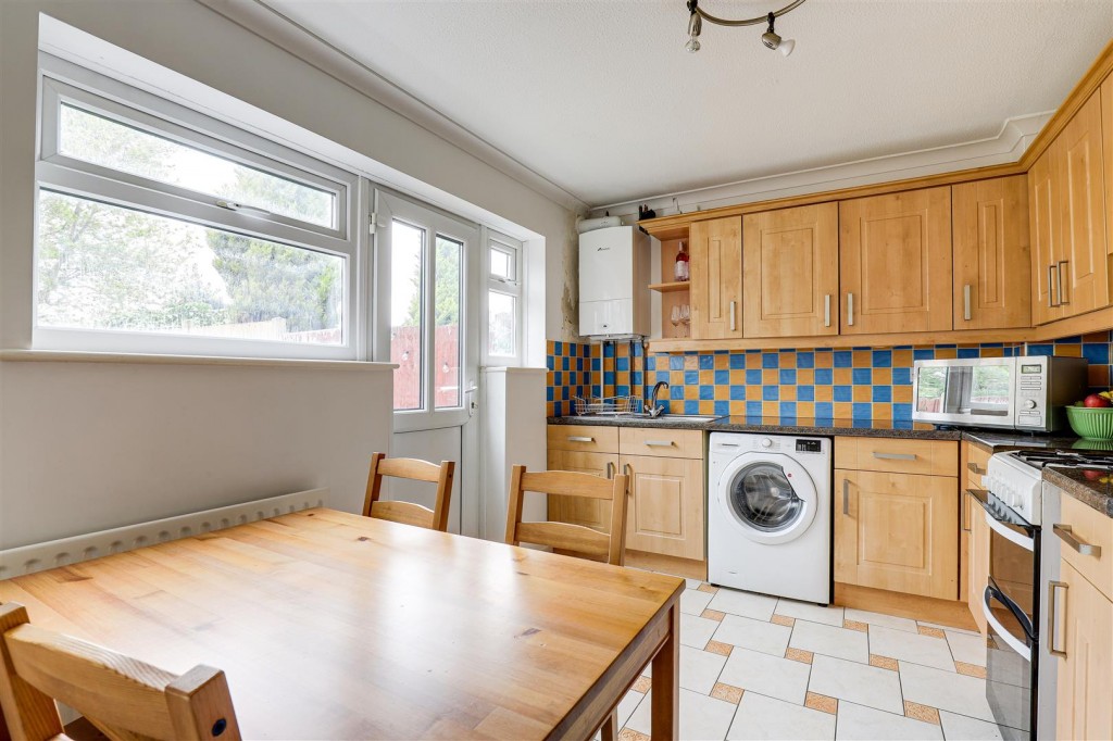Fircroft Drive, Hucknall, Nottinghamshire, NG15 6RW